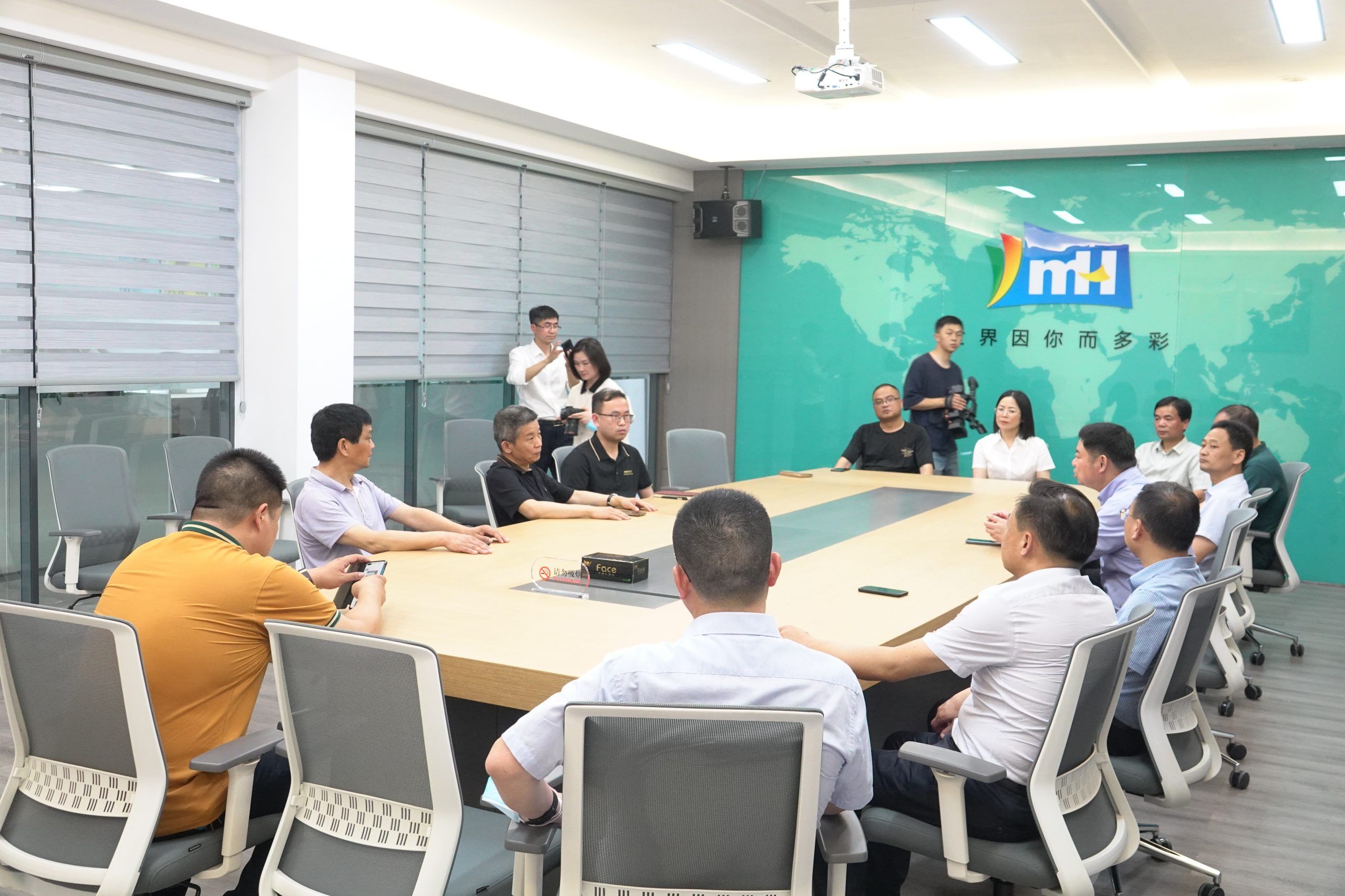 澧縣縣委書(shū)記王兆銘一行蒞臨湖南萌恒走訪調(diào)研