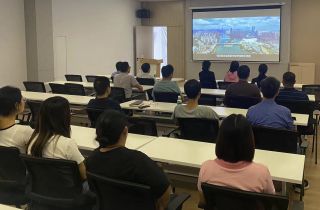 走進工業數字化與智能化的發展之路 | 湖南萌恒組織觀看省工信廳“智賦萬企”專題宣傳片