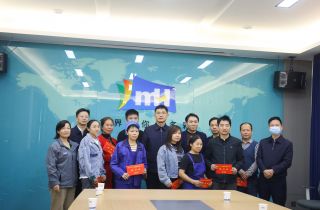 澧縣縣委副書記、縣長王啟武蒞臨湖南萌恒慰問一線員工